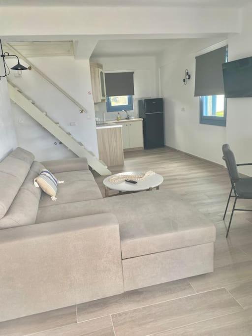 Ocean Sun 3 Villa Exo Gonia ภายนอก รูปภาพ